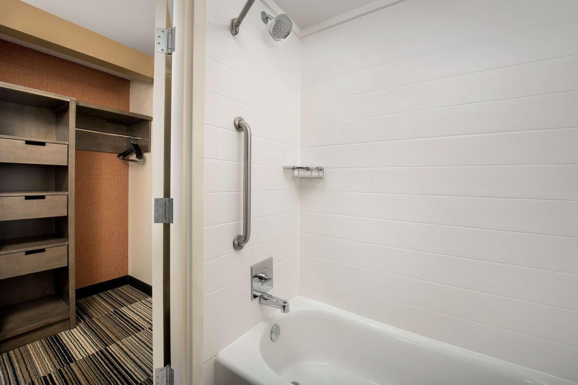 Hilton Garden Inn Charlotte/Mooresville Buitenkant foto