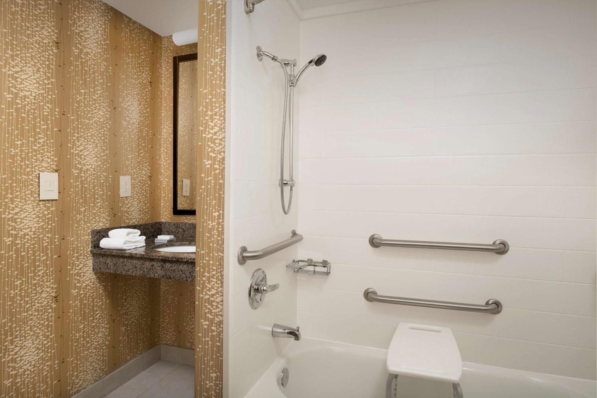 Hilton Garden Inn Charlotte/Mooresville Buitenkant foto